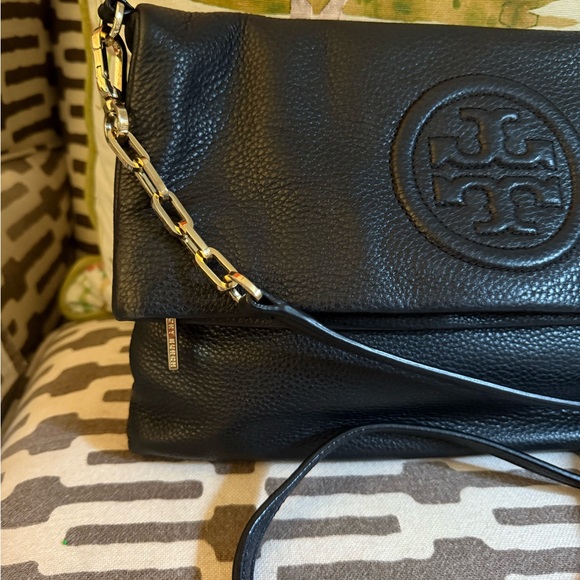 Tory Burch Black Pebbled Leather Crossbody Bag with Gold Hardware - Picture 5 of 16